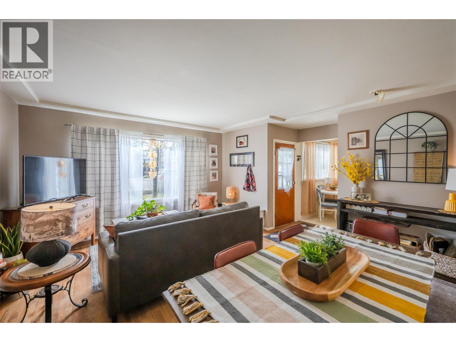 797 Forestbrook Drive, Penticton, British Columbia  V2A 2E6 - Photo 6 - 10383998