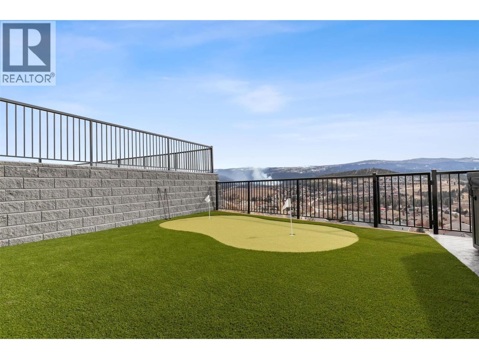 1505 Fairwood Lane, Kelowna, British Columbia  V1P 0A4 - Photo 3 - 10383980