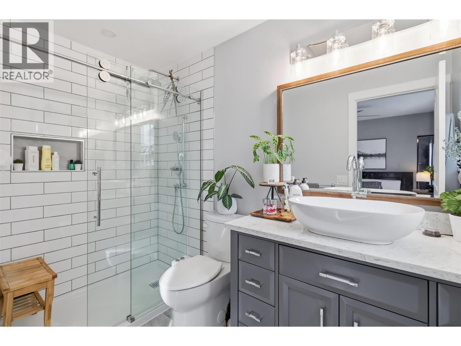 245 Whistler Drive Unit# 4, Kamloops, British Columbia  V2E 1W8 - Photo 18 - 10383867