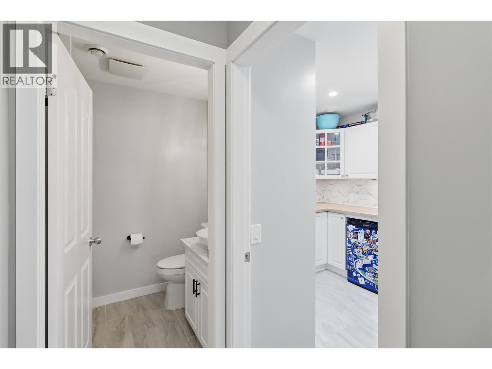 245 Whistler Drive Unit# 4, Kamloops, British Columbia  V2E 1W8 - Photo 26 - 10383867