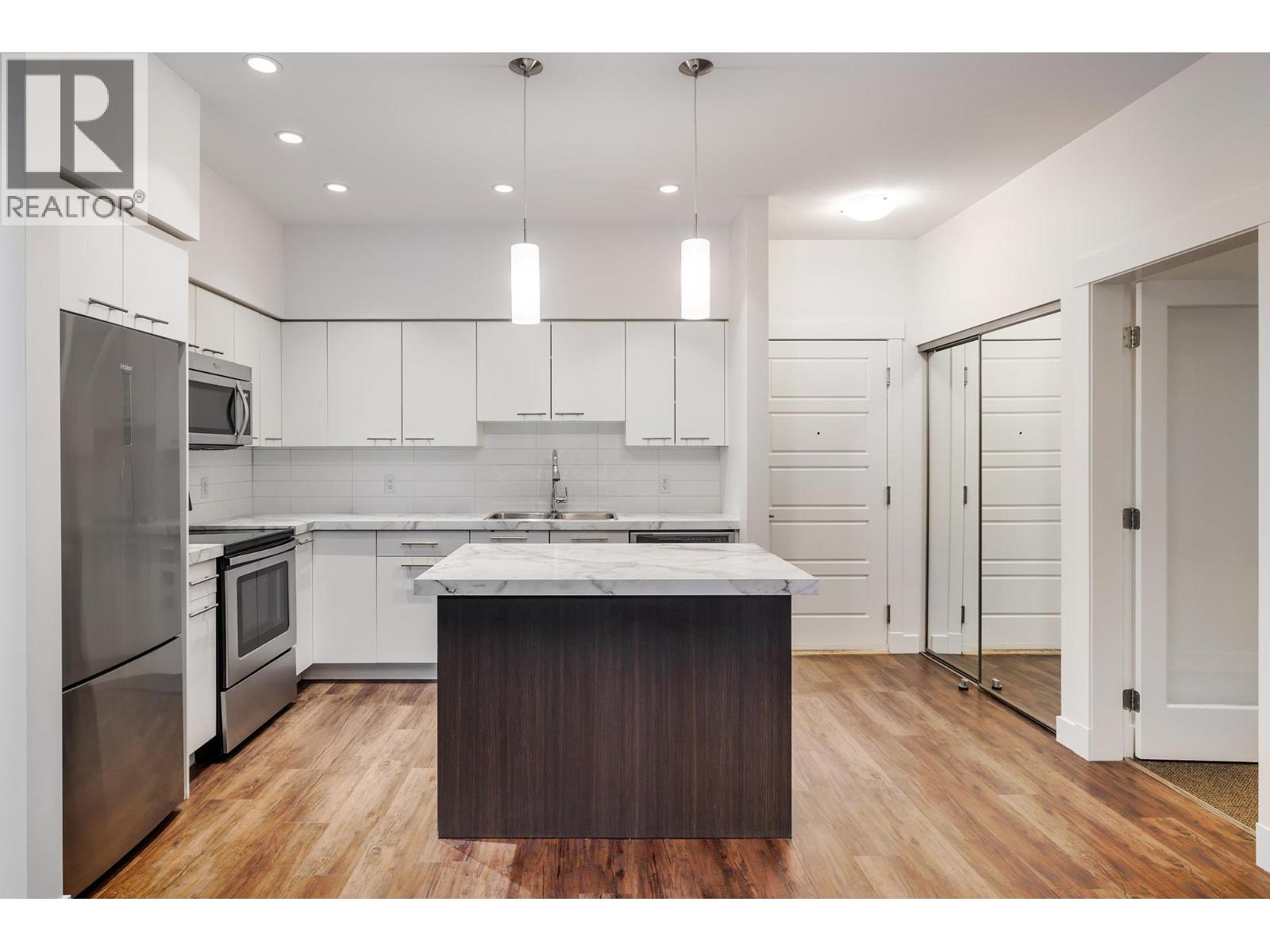 975 Academy Way Unit# 214, Kelowna, British Columbia  V1V 3C8 - Photo 1 - 10383865