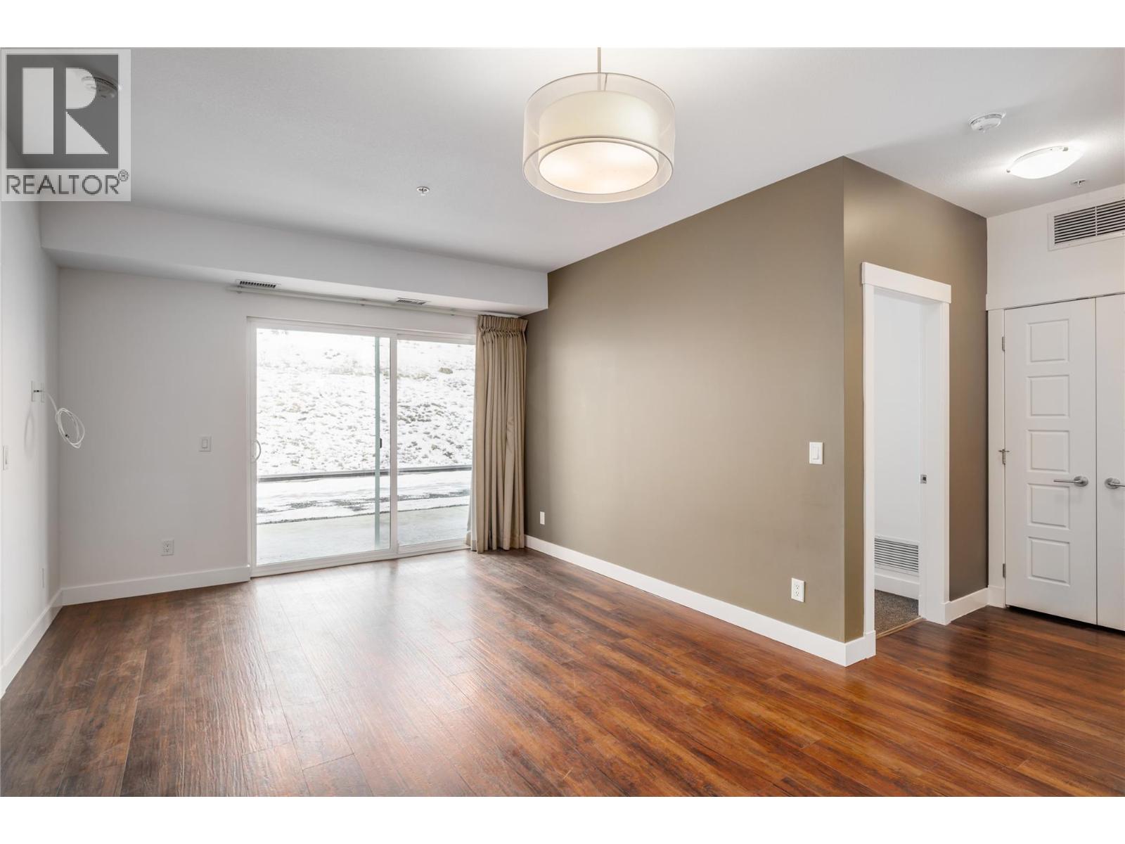 975 Academy Way Unit# 214, Kelowna, British Columbia  V1V 3C8 - Photo 3 - 10383865