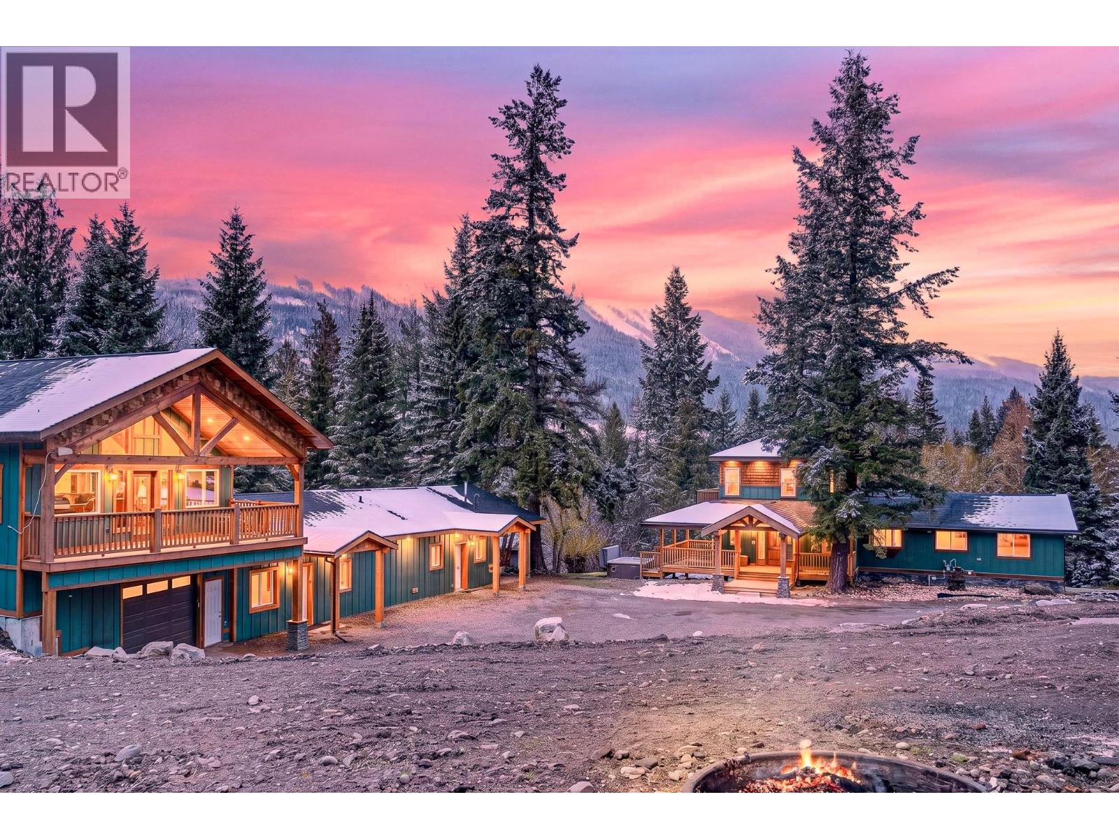 9948 Stephenson Road, Hosmer, British Columbia  V0B 1M5 - Photo 1 - 10383657