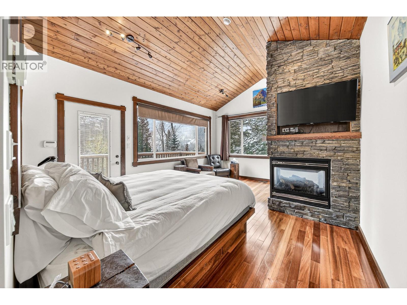 9948 Stephenson Road, Hosmer, British Columbia  V0B 1M5 - Photo 25 - 10383657