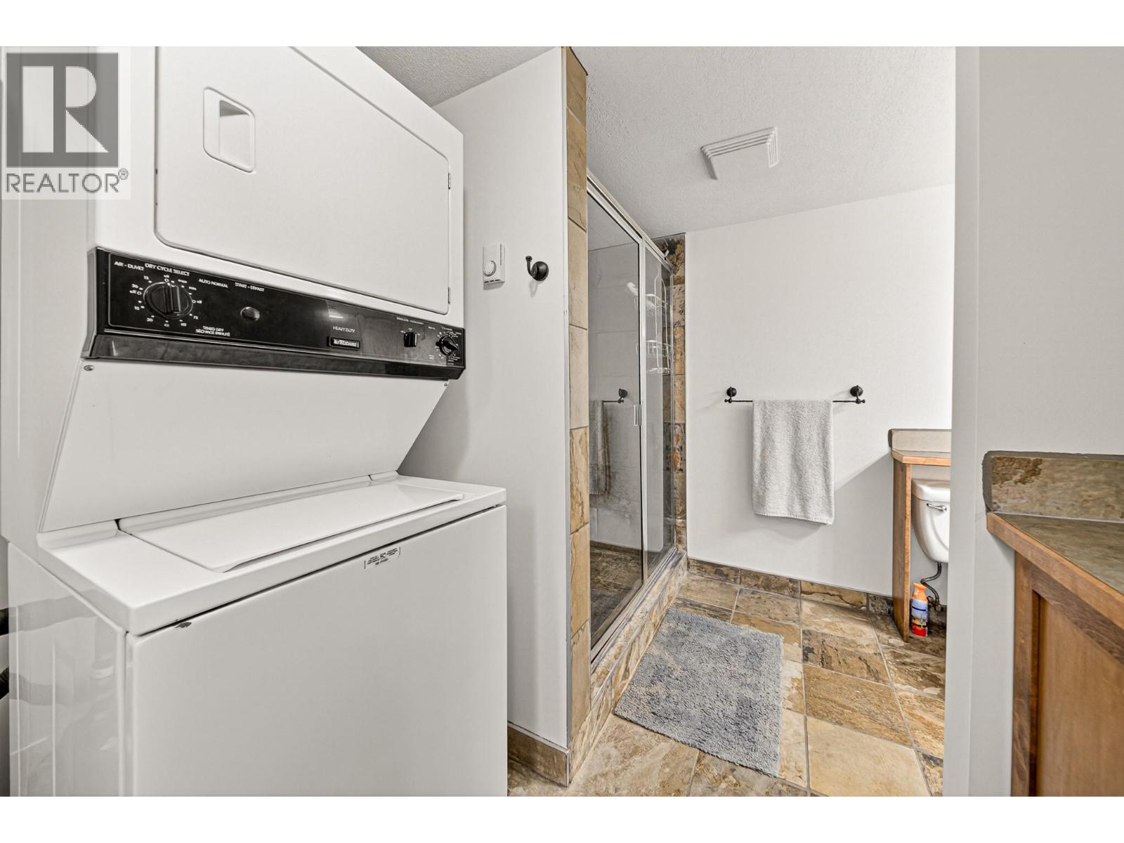 9948 Stephenson Road, Hosmer, British Columbia  V0B 1M5 - Photo 40 - 10383657