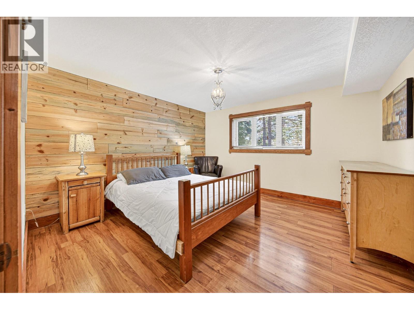 9948 Stephenson Road, Hosmer, British Columbia  V0B 1M5 - Photo 48 - 10383657