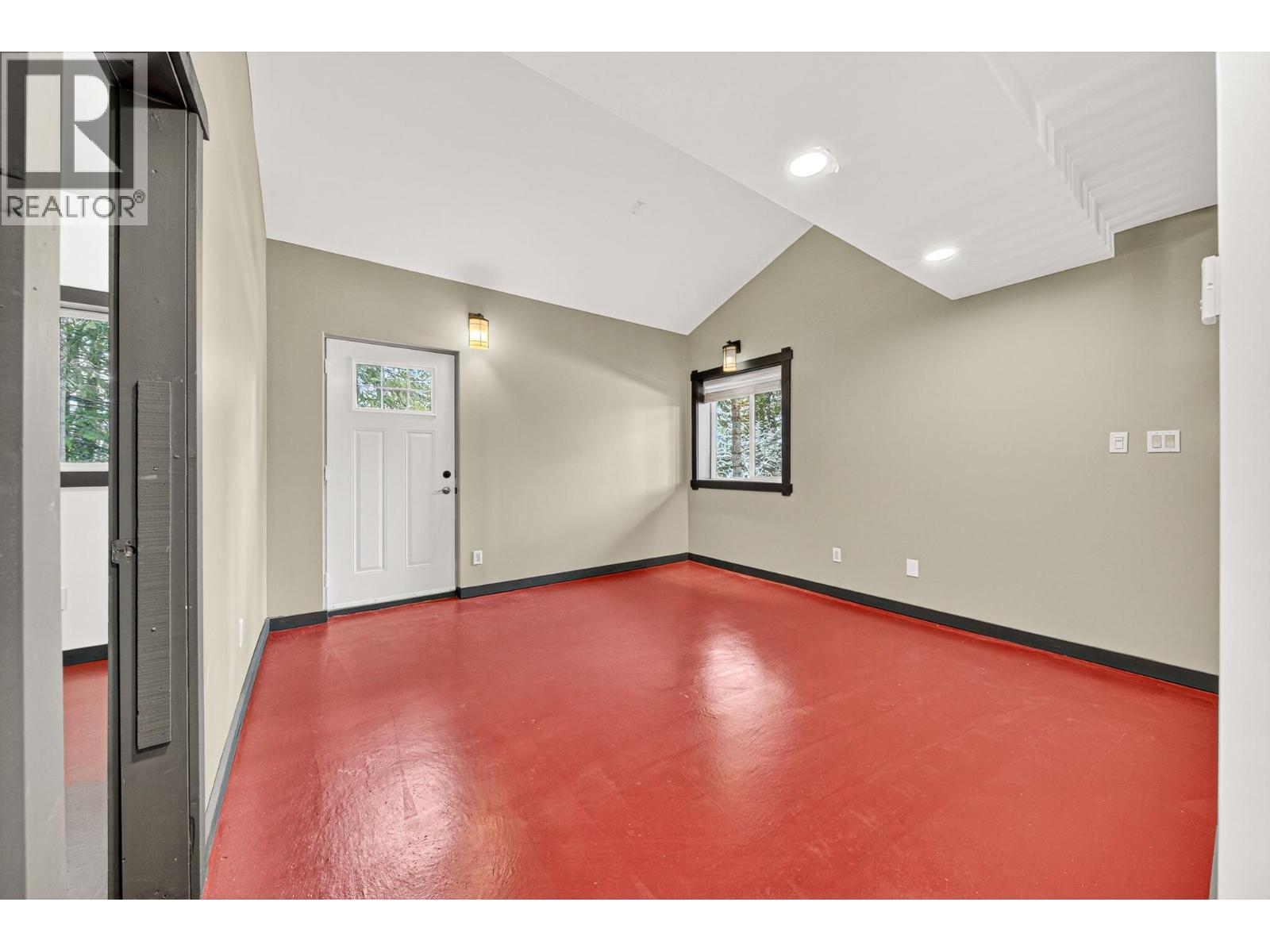 9948 Stephenson Road, Hosmer, British Columbia  V0B 1M5 - Photo 68 - 10383657