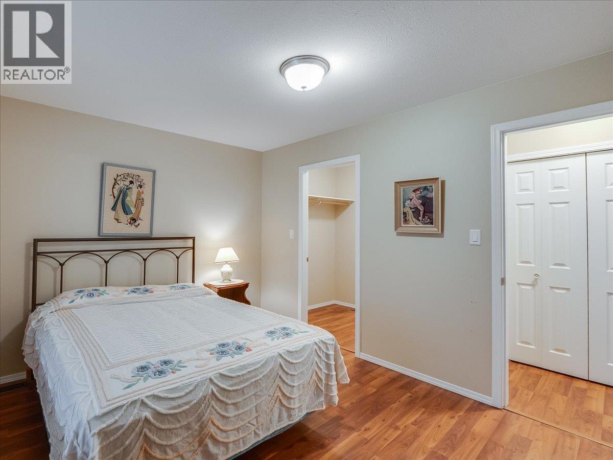 7136 Wright Way, Trail, British Columbia  V1R 4X6 - Photo 16 - 10383963