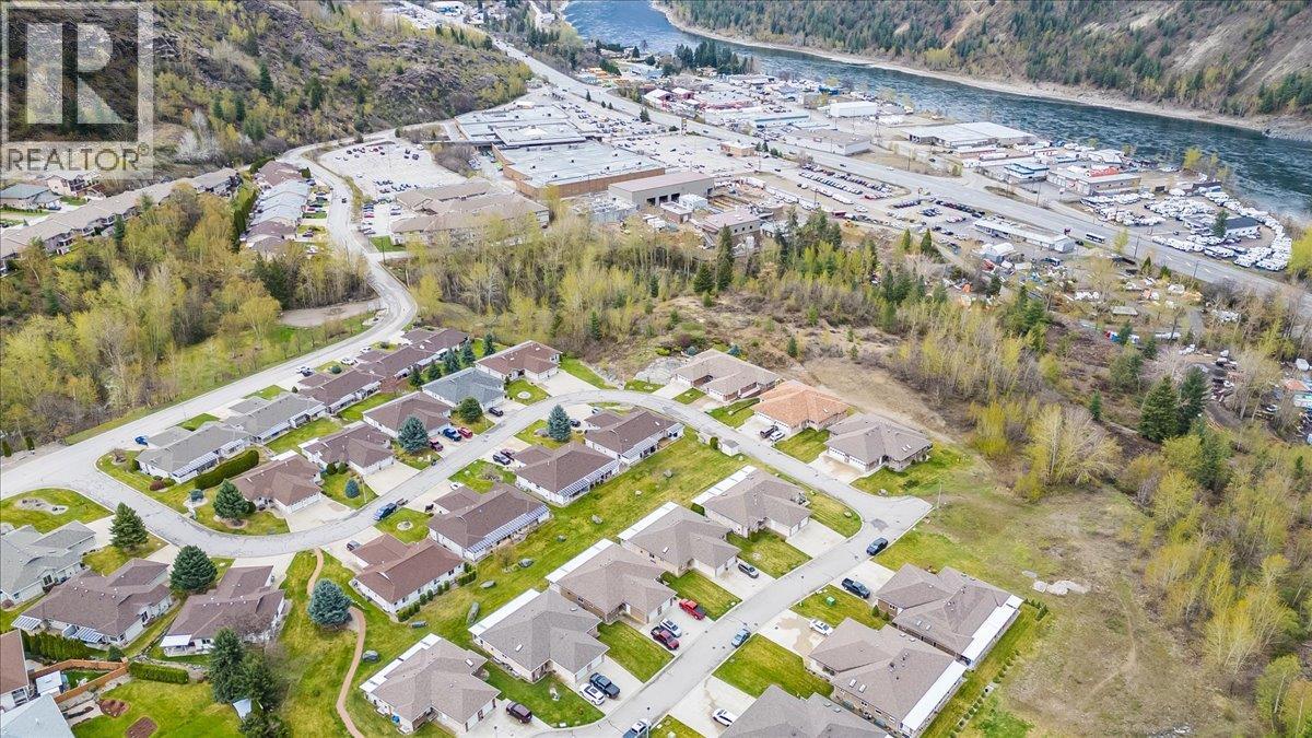 7136 Wright Way, Trail, British Columbia  V1R 4X6 - Photo 55 - 10383963