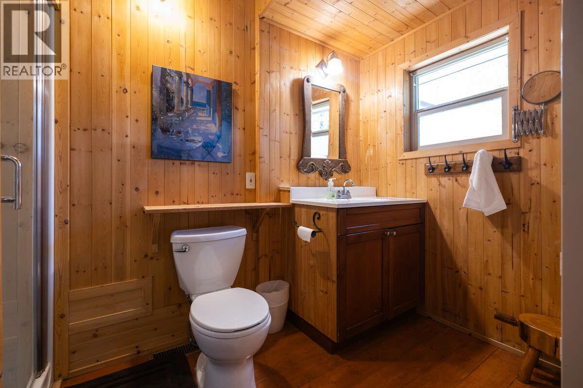 6768 Rosen Lake Road, Jaffray, British Columbia  V0B 1T1 - Photo 17 - 10384011