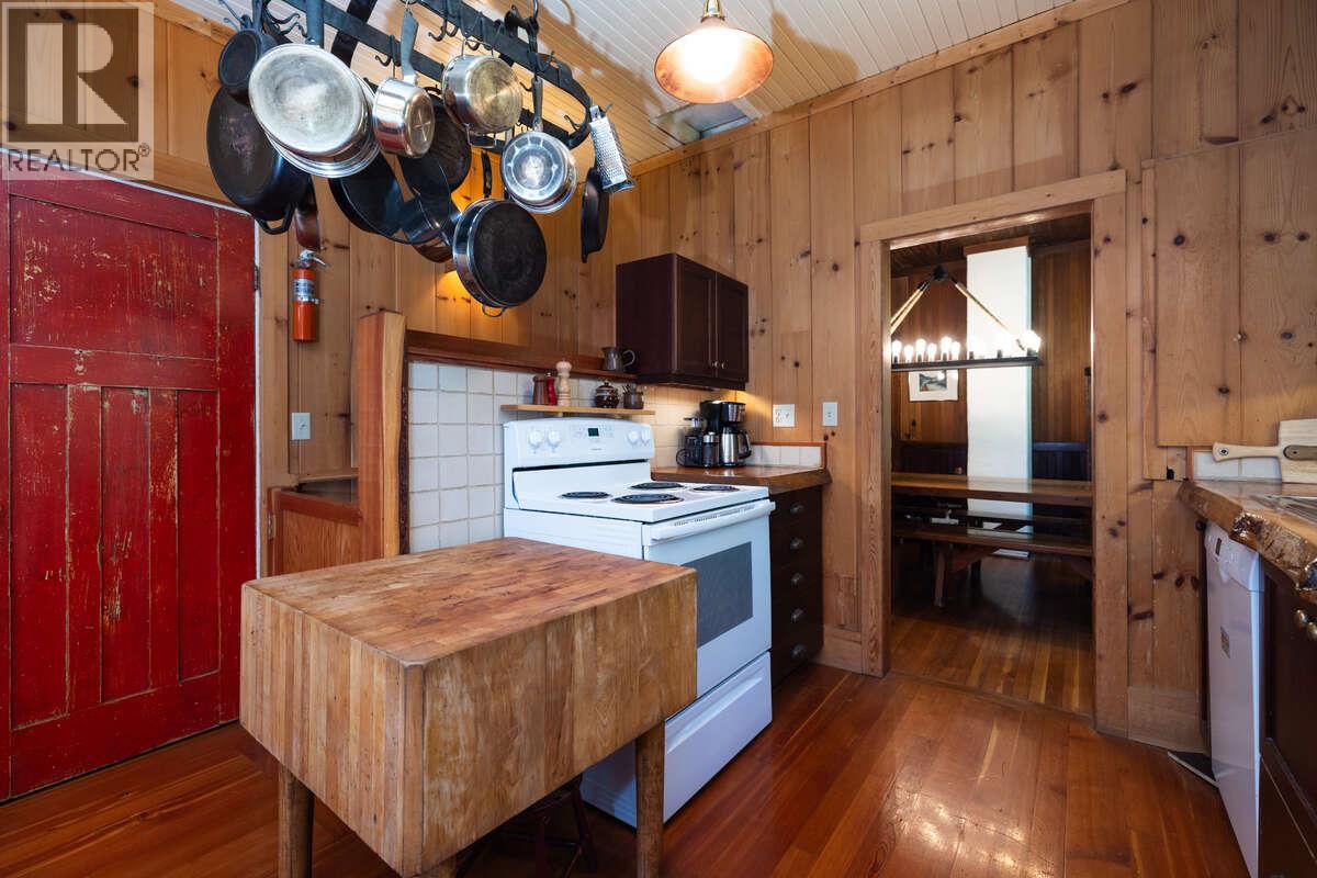 6768 Rosen Lake Road, Jaffray, British Columbia  V0B 1T1 - Photo 24 - 10384011