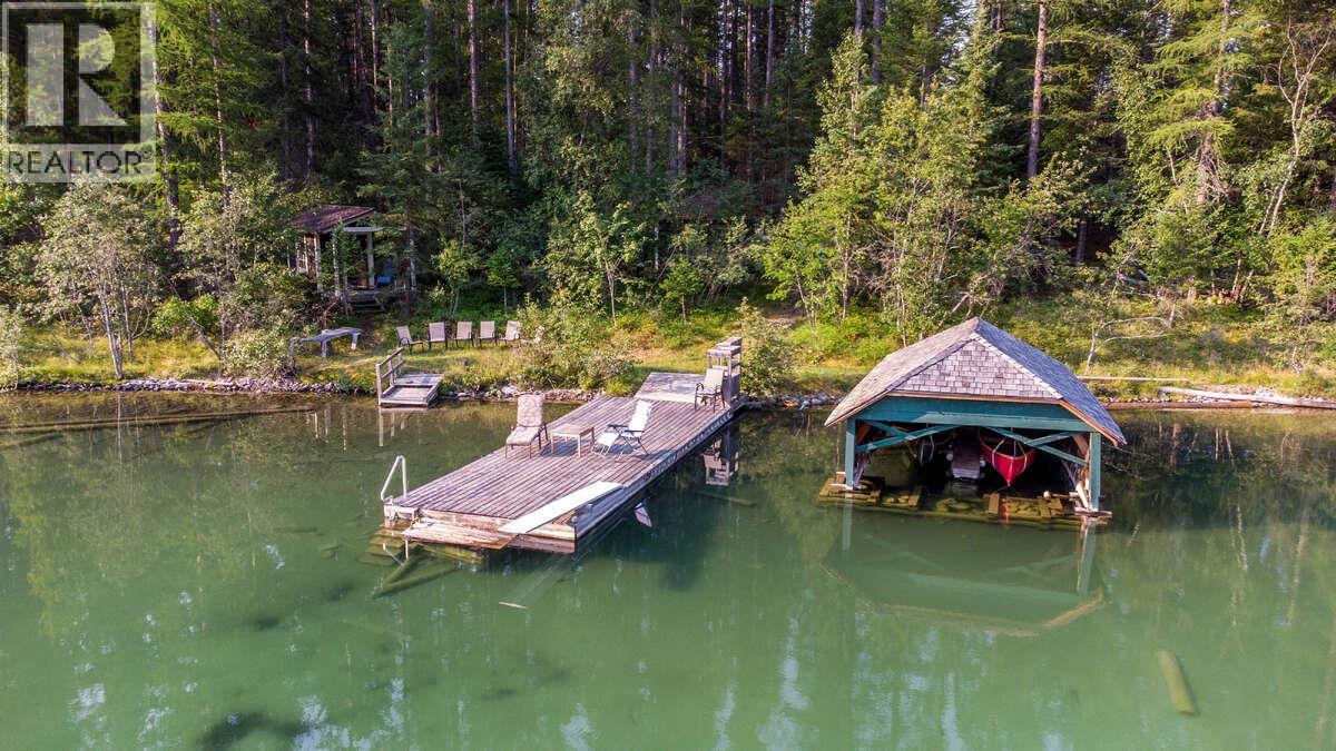 6768 Rosen Lake Road, Jaffray, British Columbia  V0B 1T1 - Photo 3 - 10384011