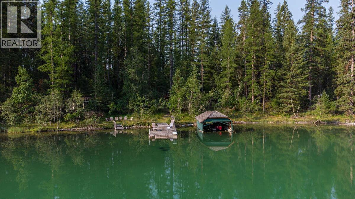 6768 Rosen Lake Road, Jaffray, British Columbia  V0B 1T1 - Photo 33 - 10384011