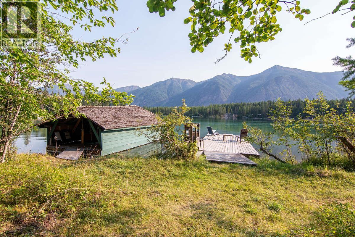 6768 Rosen Lake Road, Jaffray, British Columbia  V0B 1T1 - Photo 38 - 10384011