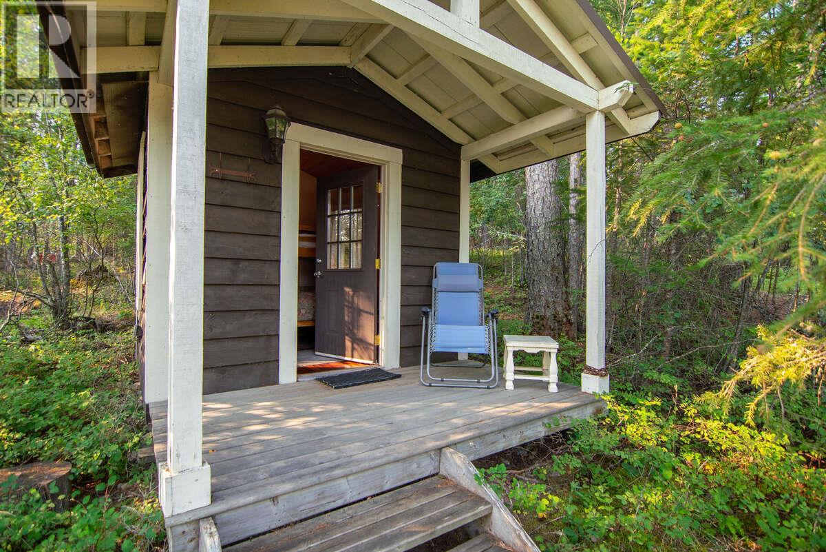 6768 Rosen Lake Road, Jaffray, British Columbia  V0B 1T1 - Photo 40 - 10384011