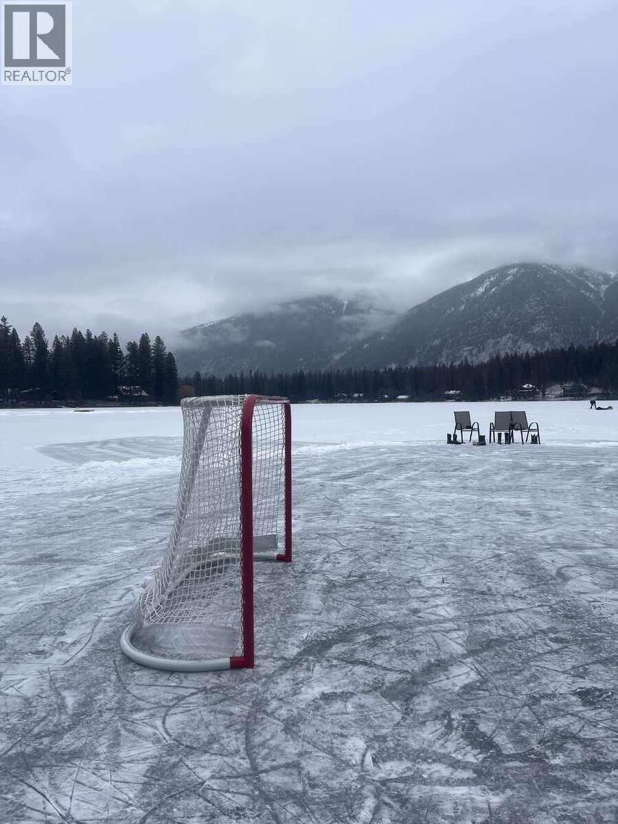 6768 Rosen Lake Road, Jaffray, British Columbia  V0B 1T1 - Photo 43 - 10384011