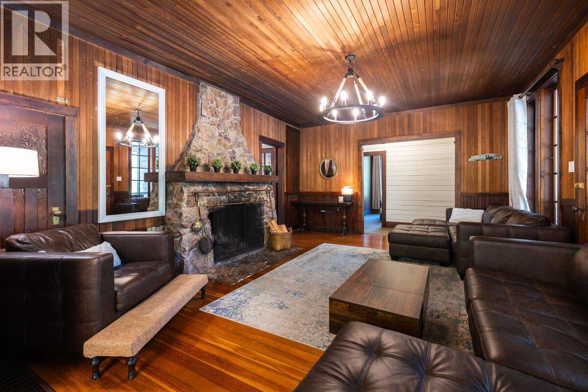 6768 Rosen Lake Road, Jaffray, British Columbia  V0B 1T1 - Photo 6 - 10384011