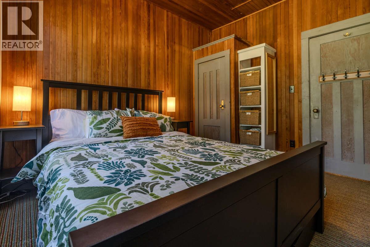 6768 Rosen Lake Road, Jaffray, British Columbia  V0B 1T1 - Photo 8 - 10384011