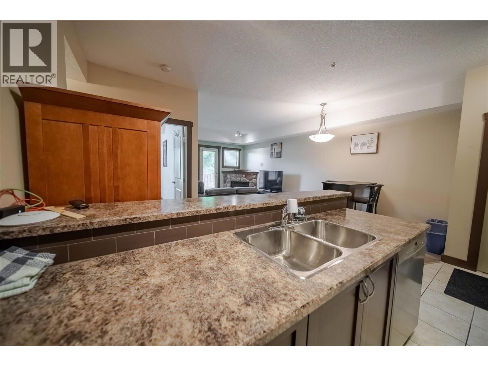 1500 Mcdonald Avenue Unit# 221, Fernie, British Columbia  V0B 1M0 - Photo 9 - 10380821