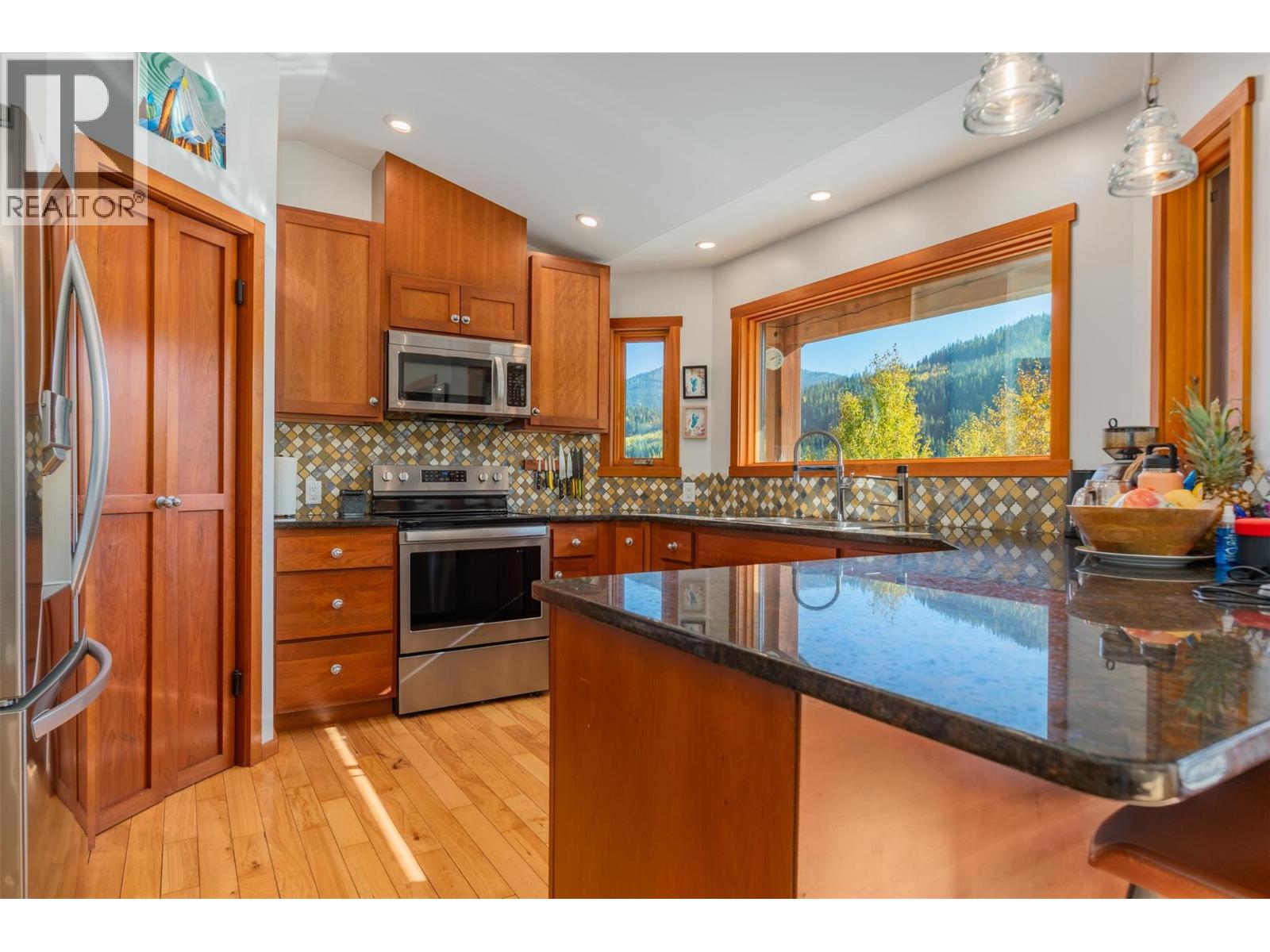 904 Redstone Drive, Rossland, British Columbia  V0G 1Y0 - Photo 17 - 10384019