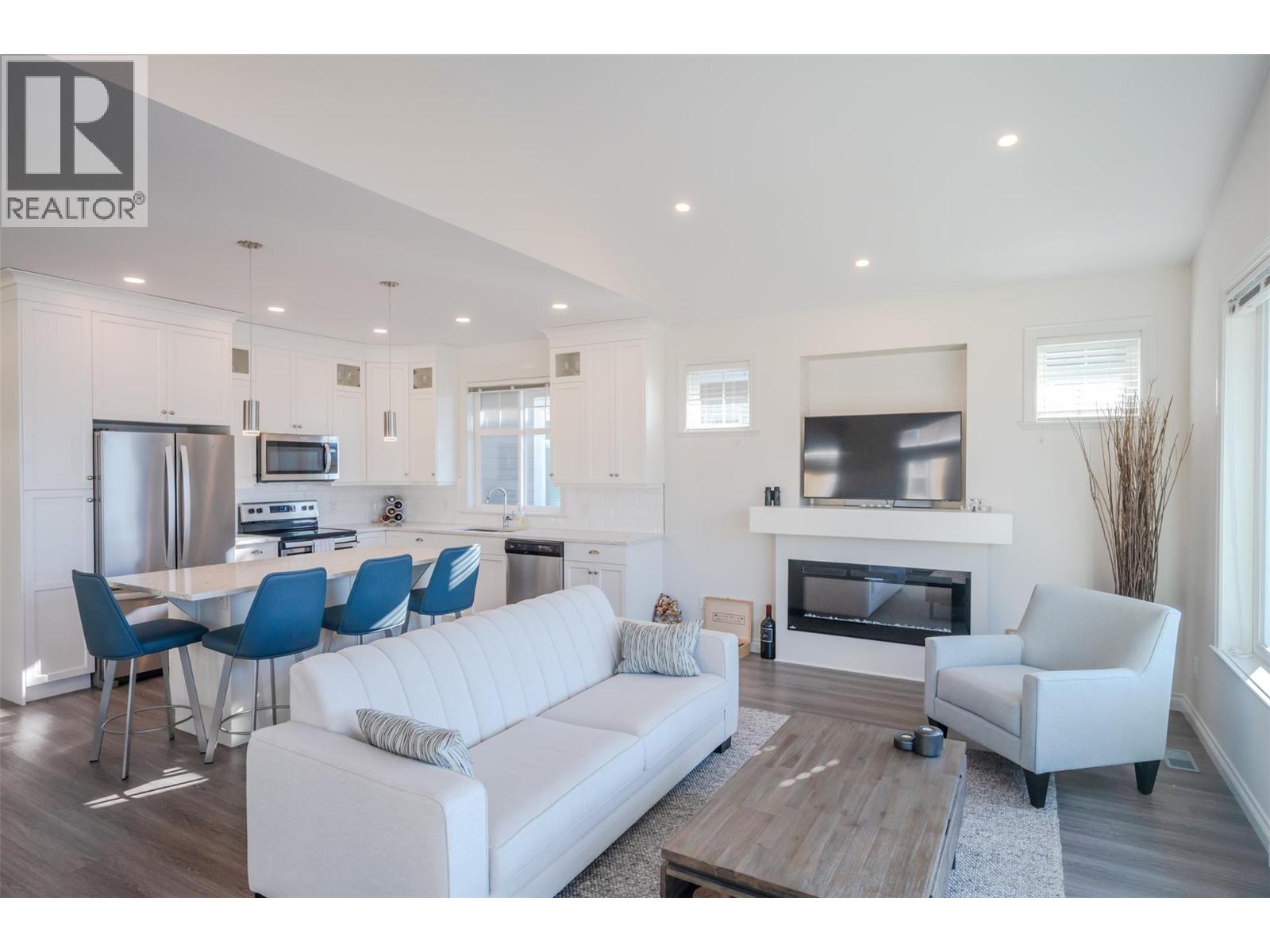 2450 Radio Tower Road Unit# 163, Oliver, British Columbia  V0H 1T1 - Photo 4 - 10383946