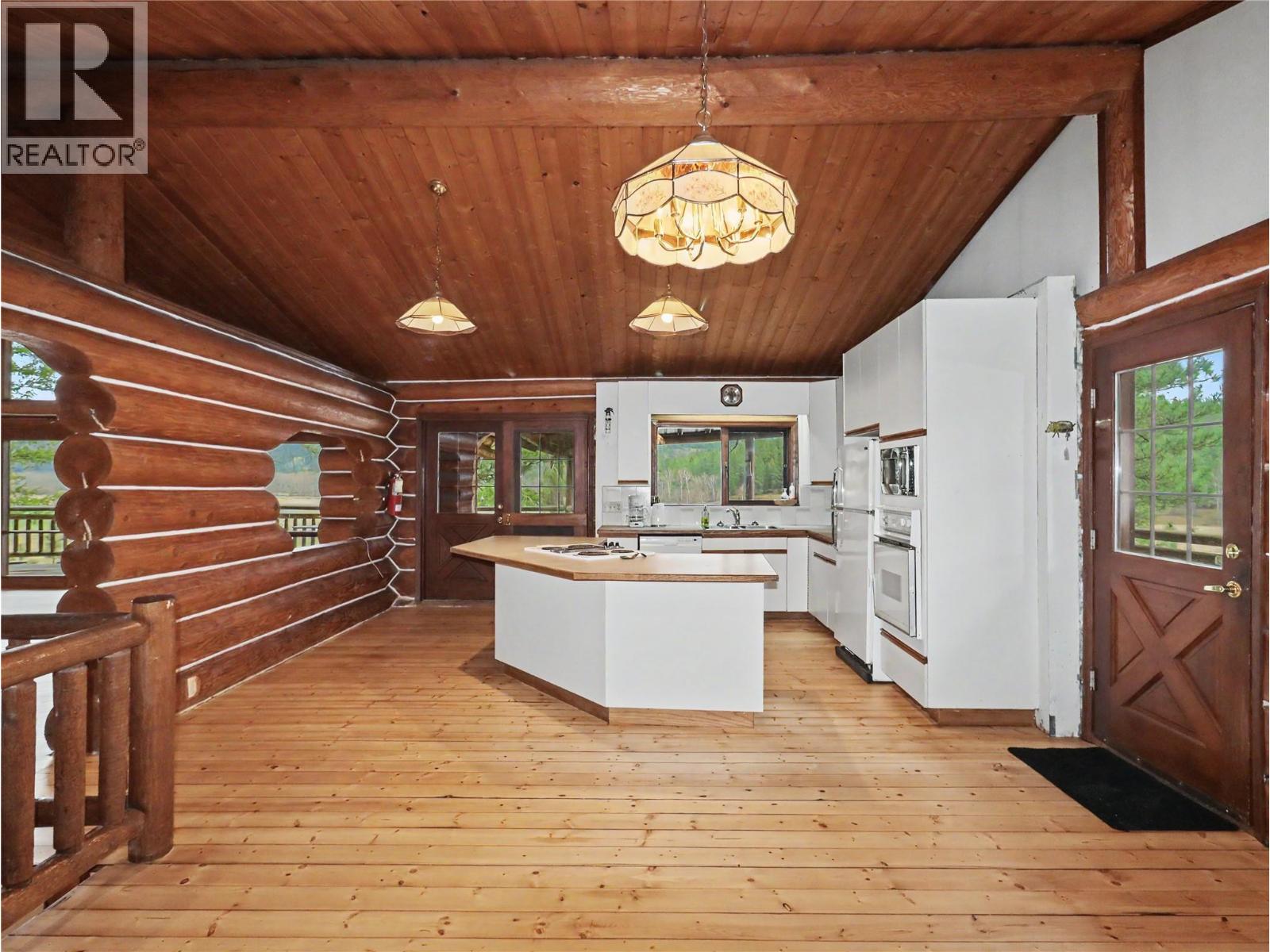 8810 North Fork Road, Grand Forks, British Columbia  V0H 1H2 - Photo 27 - 10383347