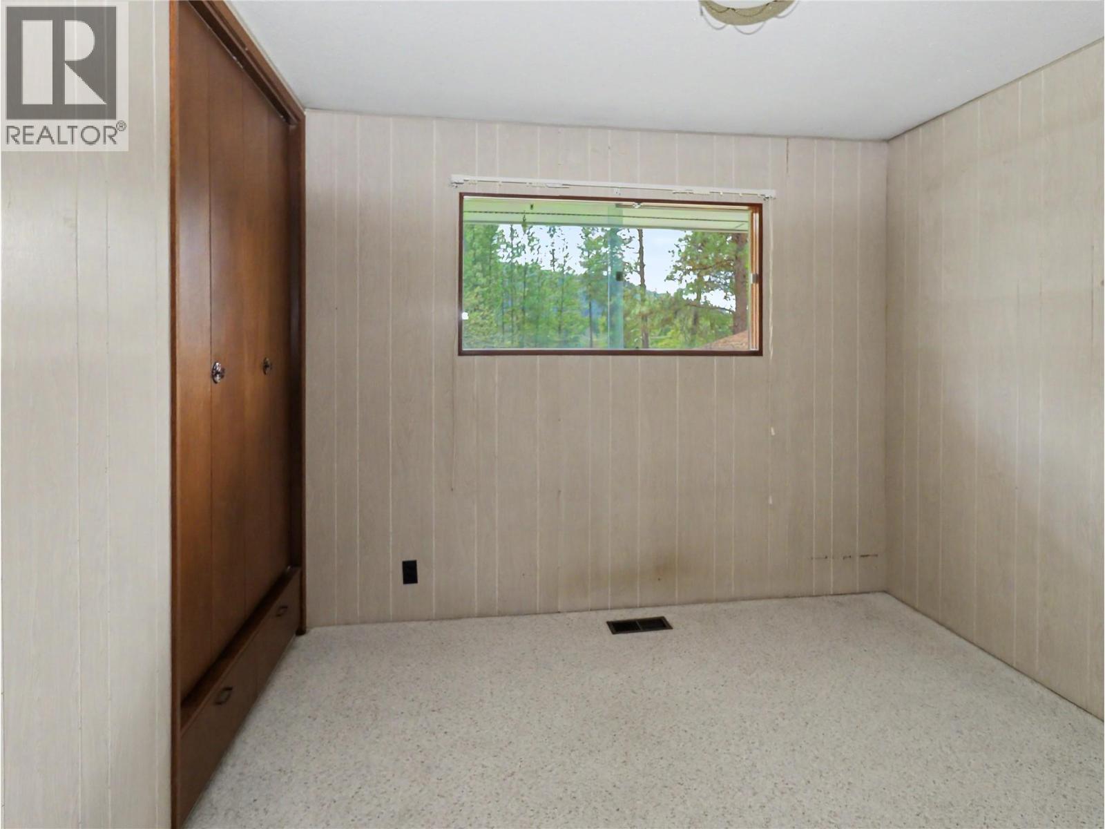 2990 68th Avenue, Grand Forks, British Columbia  V0H 1H0 - Photo 13 - 10384021