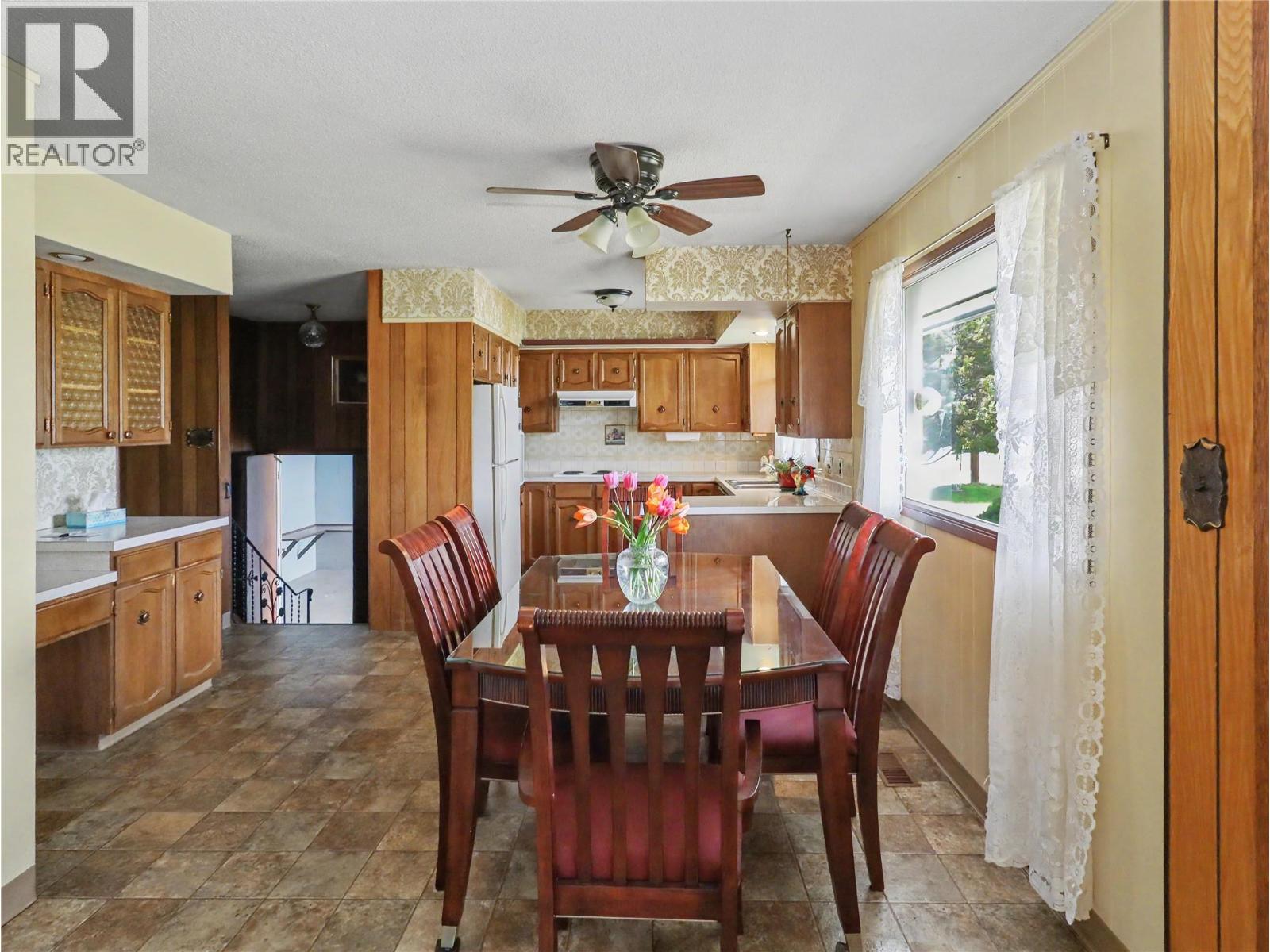 2990 68th Avenue, Grand Forks, British Columbia  V0H 1H0 - Photo 4 - 10384021