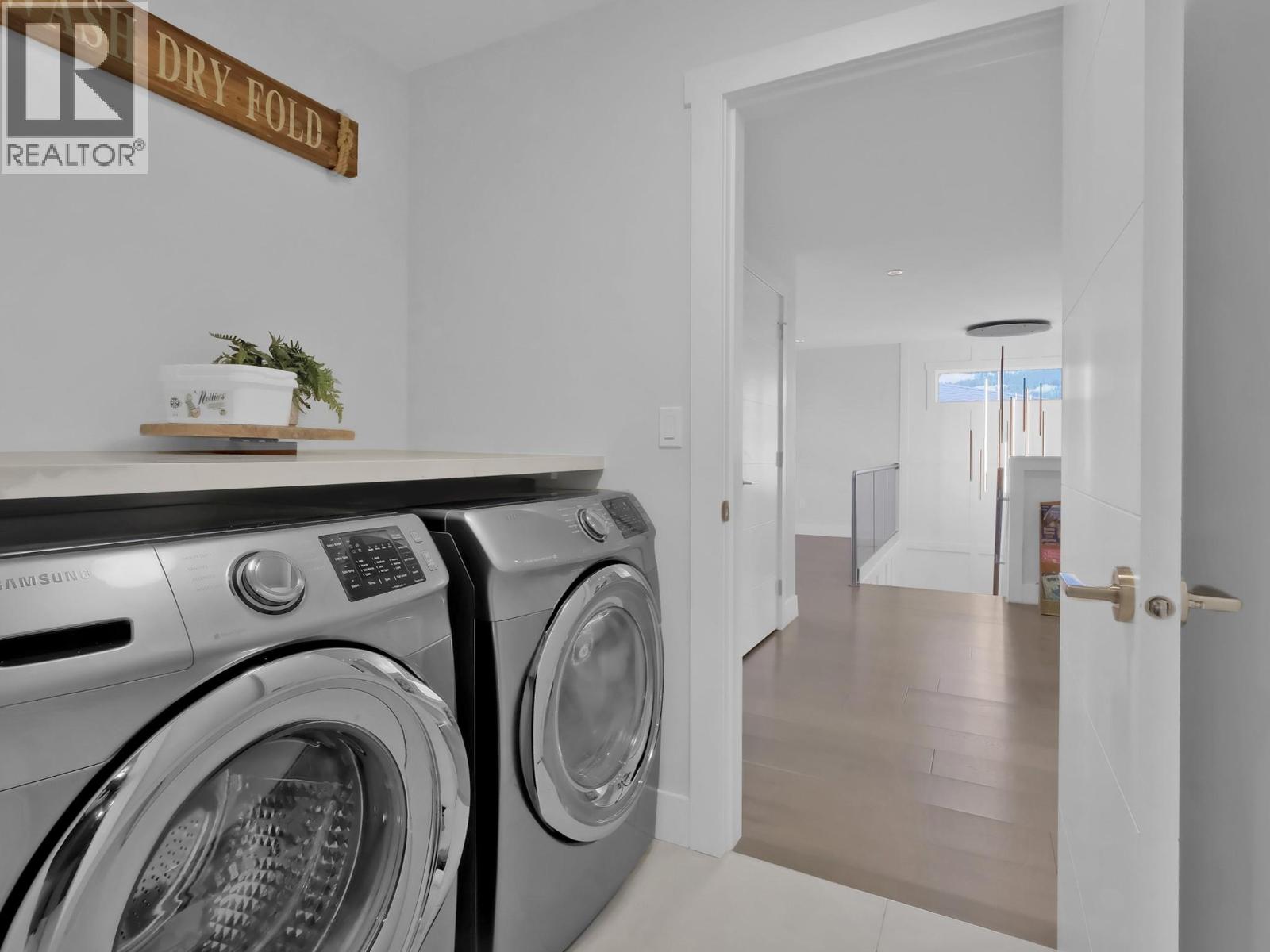 550 Barra Lane, Kelowna, British Columbia  V1P 1T3 - Photo 16 - 10384016