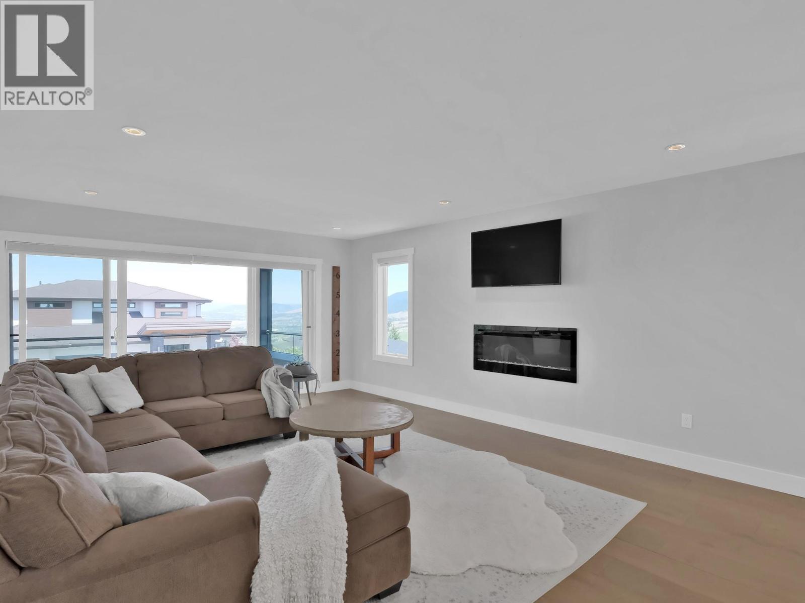 550 Barra Lane, Kelowna, British Columbia  V1P 1T3 - Photo 29 - 10384016