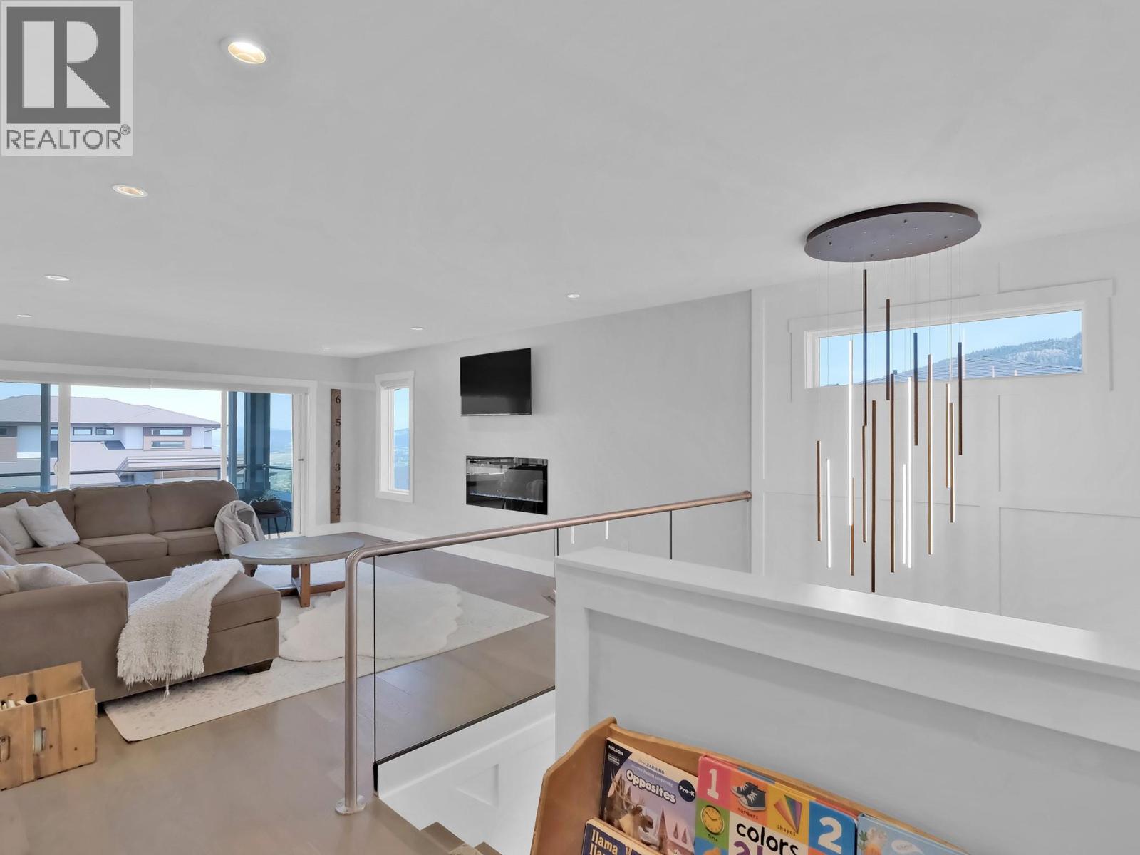 550 Barra Lane, Kelowna, British Columbia  V1P 1T3 - Photo 31 - 10384016