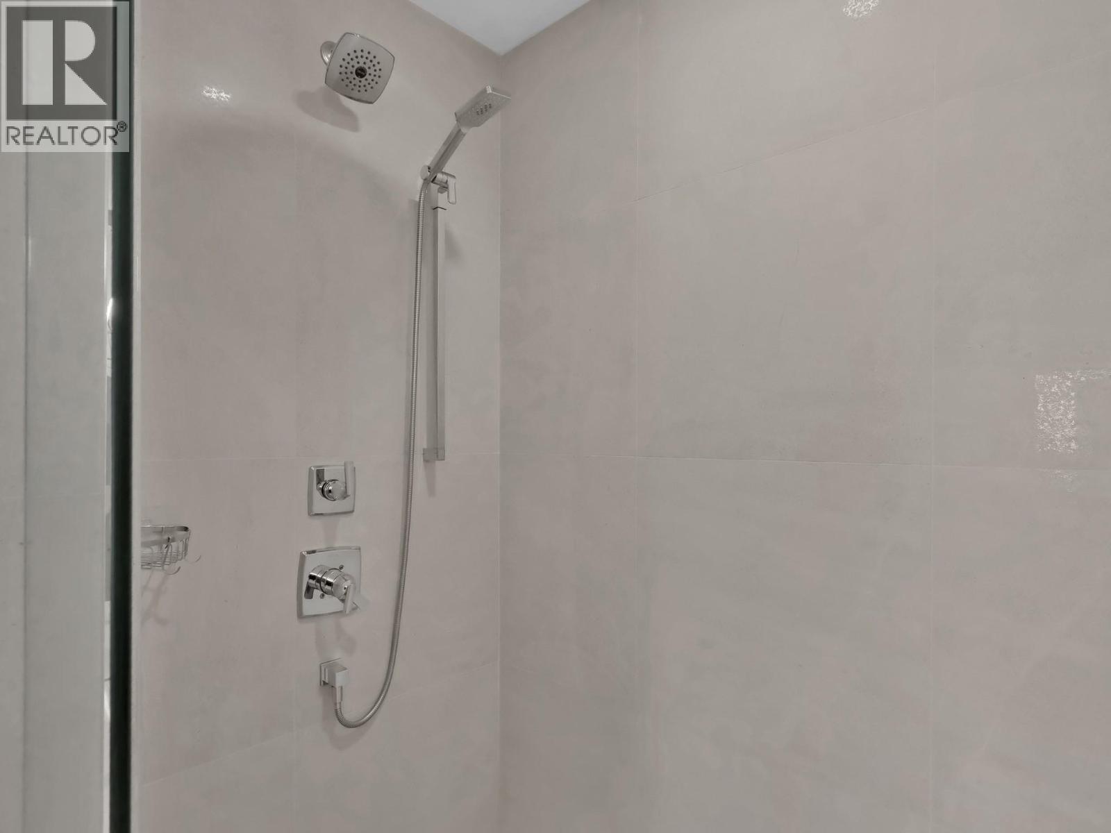 550 Barra Lane, Kelowna, British Columbia  V1P 1T3 - Photo 37 - 10384016