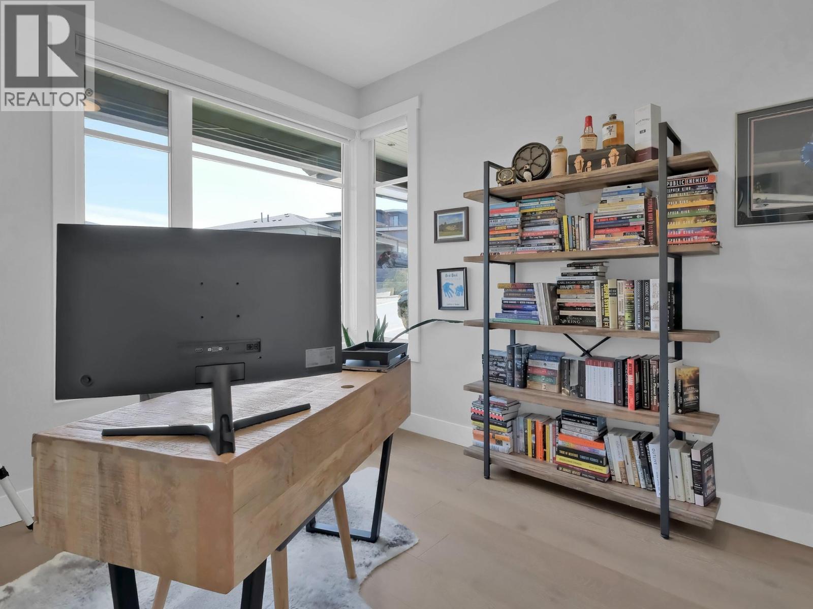 550 Barra Lane, Kelowna, British Columbia  V1P 1T3 - Photo 65 - 10384016