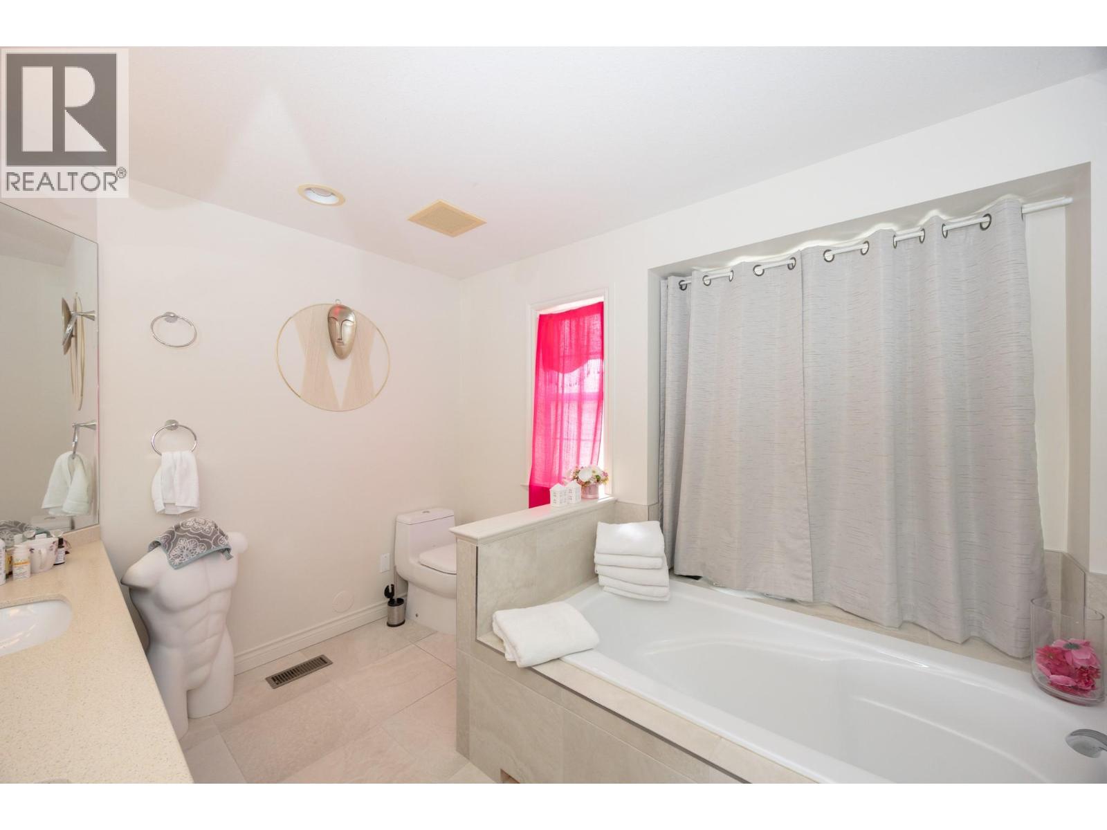 1563 Homestead Court, Kelowna, British Columbia  V1V 2N8 - Photo 23 - 10383709