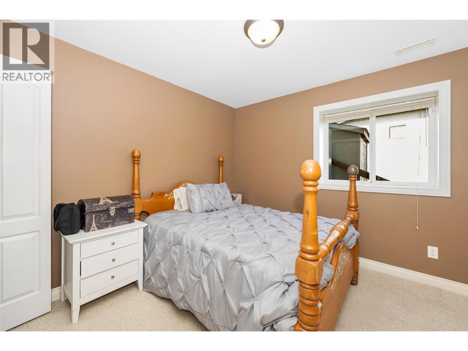 3343 Becker Street, Armstrong, British Columbia  V4Y 0H2 - Photo 15 - 10382972