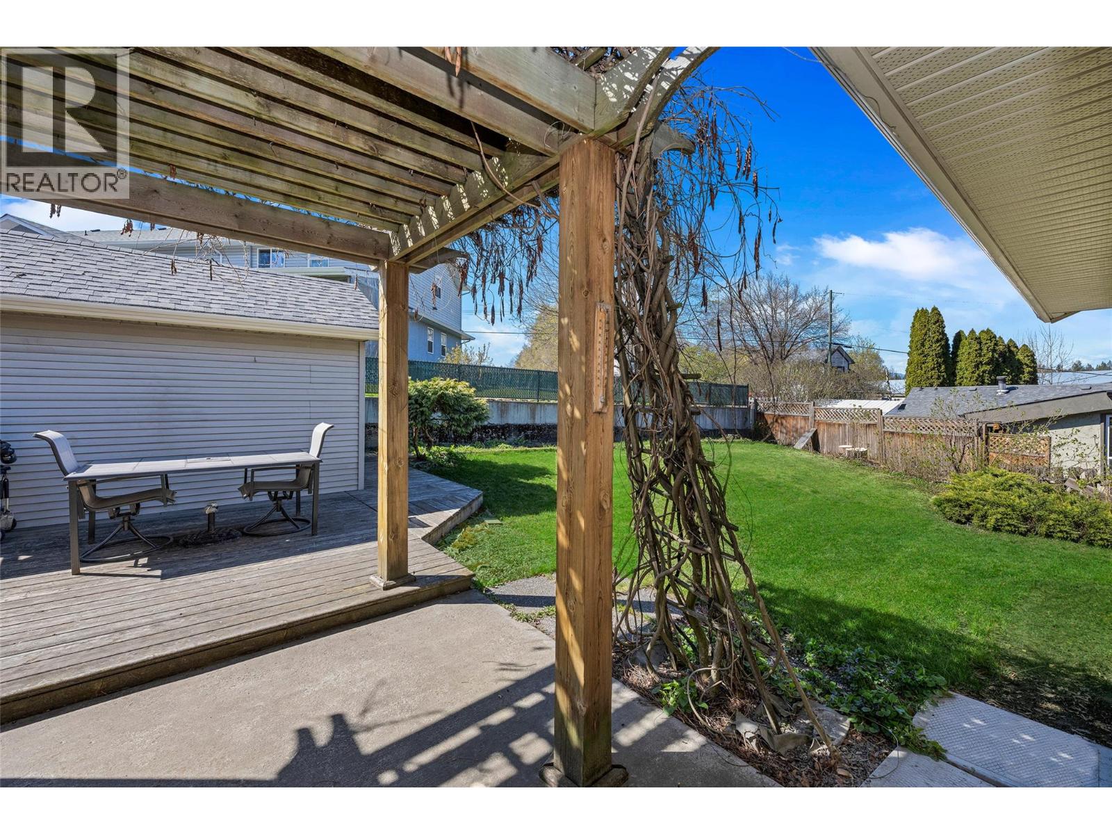 3343 Becker Street, Armstrong, British Columbia  V4Y 0H2 - Photo 6 - 10382972