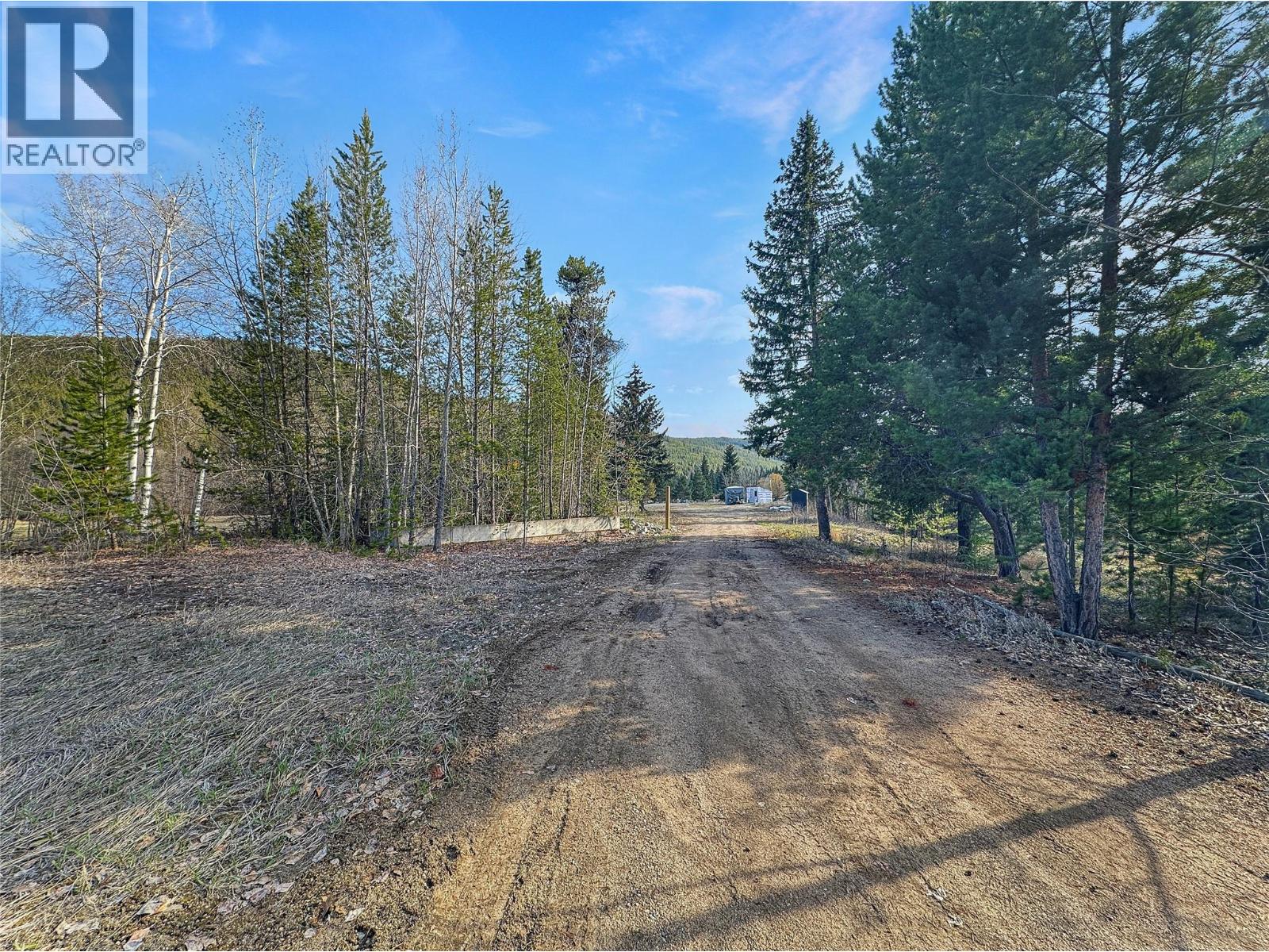 2297 Princeton Summerland Road, Princeton, British Columbia  V0X 1W0 - Photo 2 - 10383825