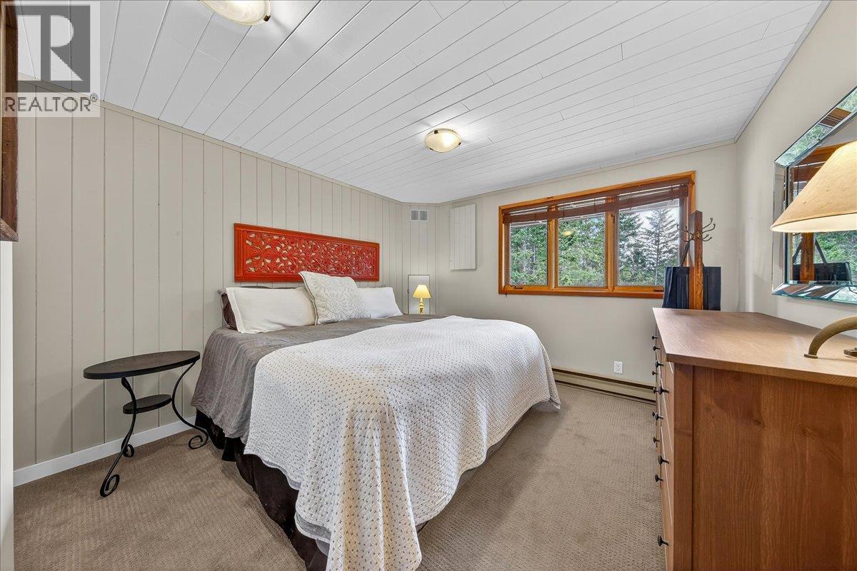 8076 Mcintosh Loop Road, Radium Hot Springs, British Columbia  V0A 1M0 - Photo 24 - 10384010