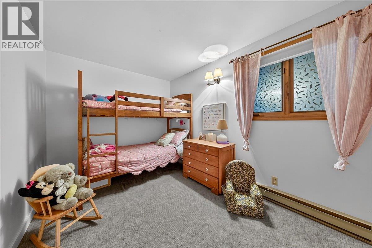 8076 Mcintosh Loop Road, Radium Hot Springs, British Columbia  V0A 1M0 - Photo 25 - 10384010