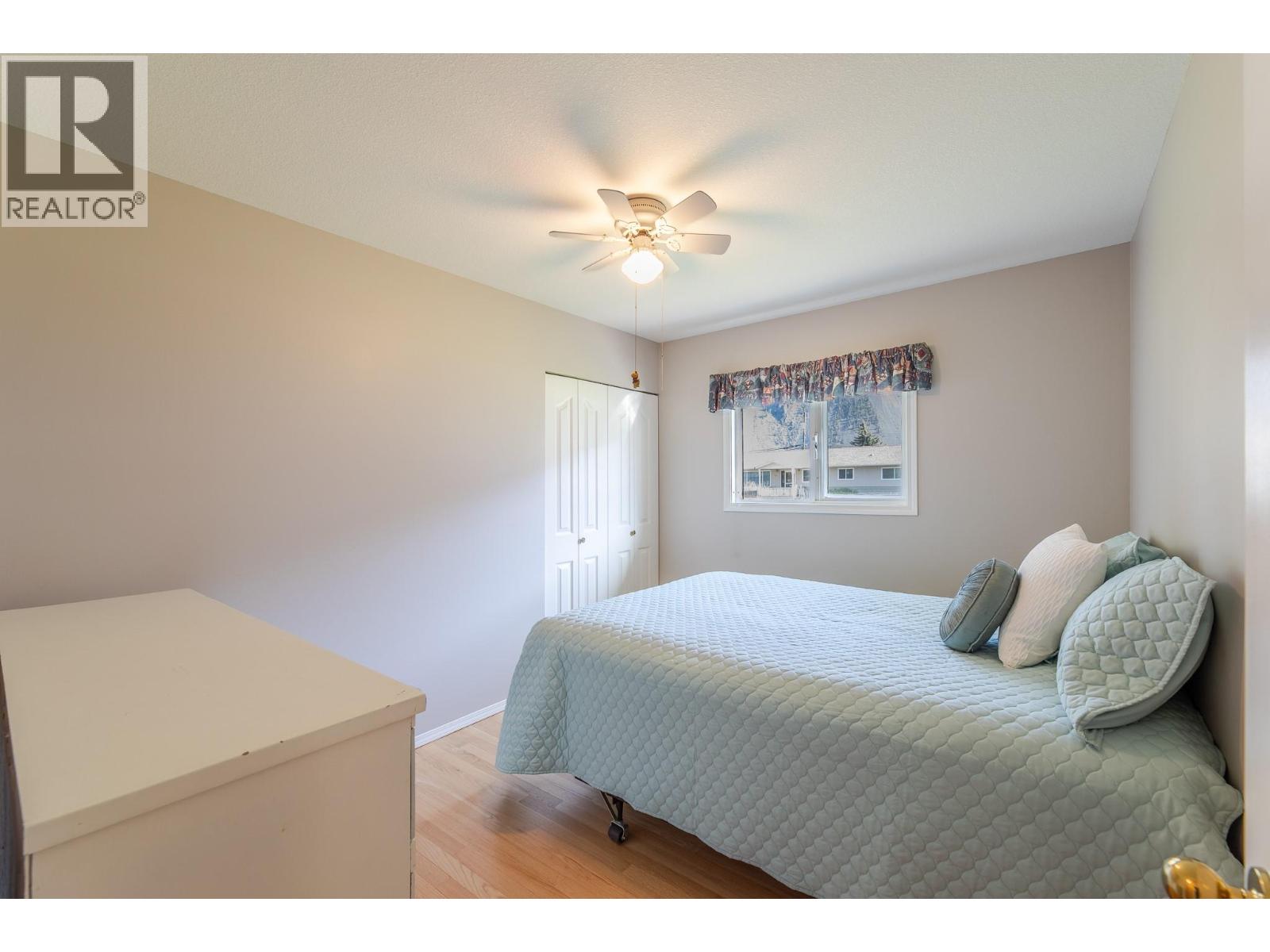 510 6th Avenue, Keremeos, British Columbia  V0X 1N3 - Photo 11 - 10382969