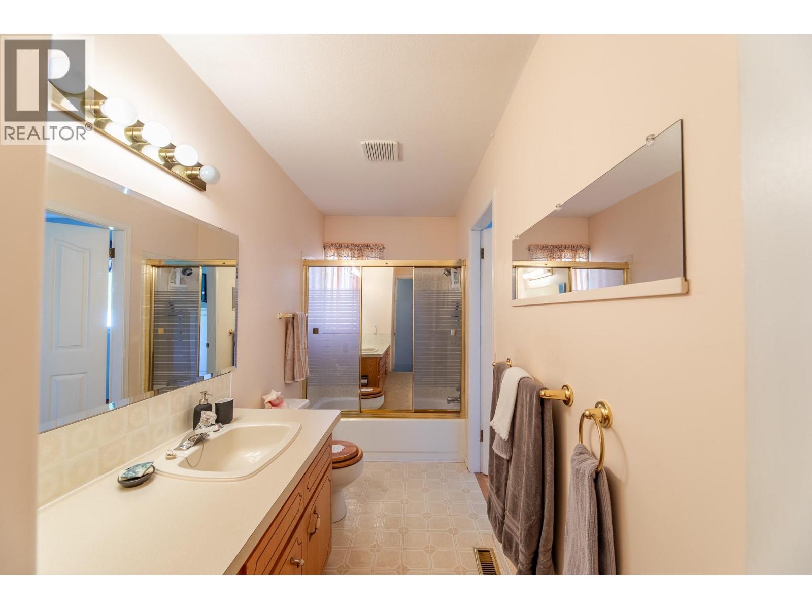 510 6th Avenue, Keremeos, British Columbia  V0X 1N3 - Photo 13 - 10382969