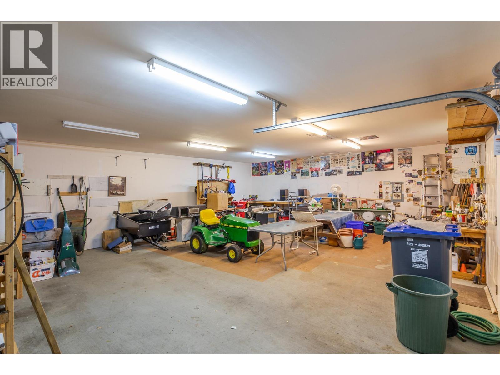 510 6th Avenue, Keremeos, British Columbia  V0X 1N3 - Photo 37 - 10382969