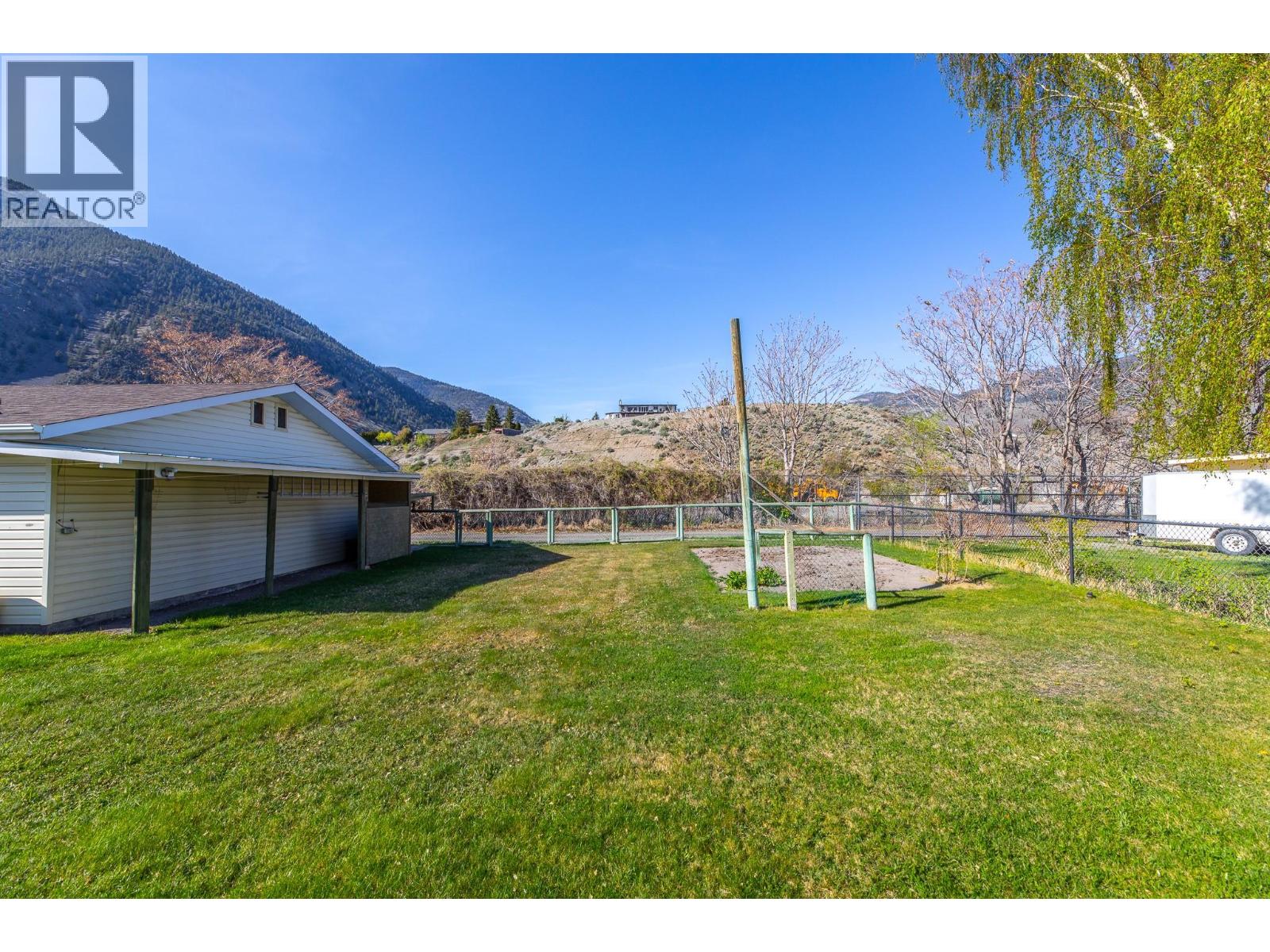 510 6th Avenue, Keremeos, British Columbia  V0X 1N3 - Photo 41 - 10382969