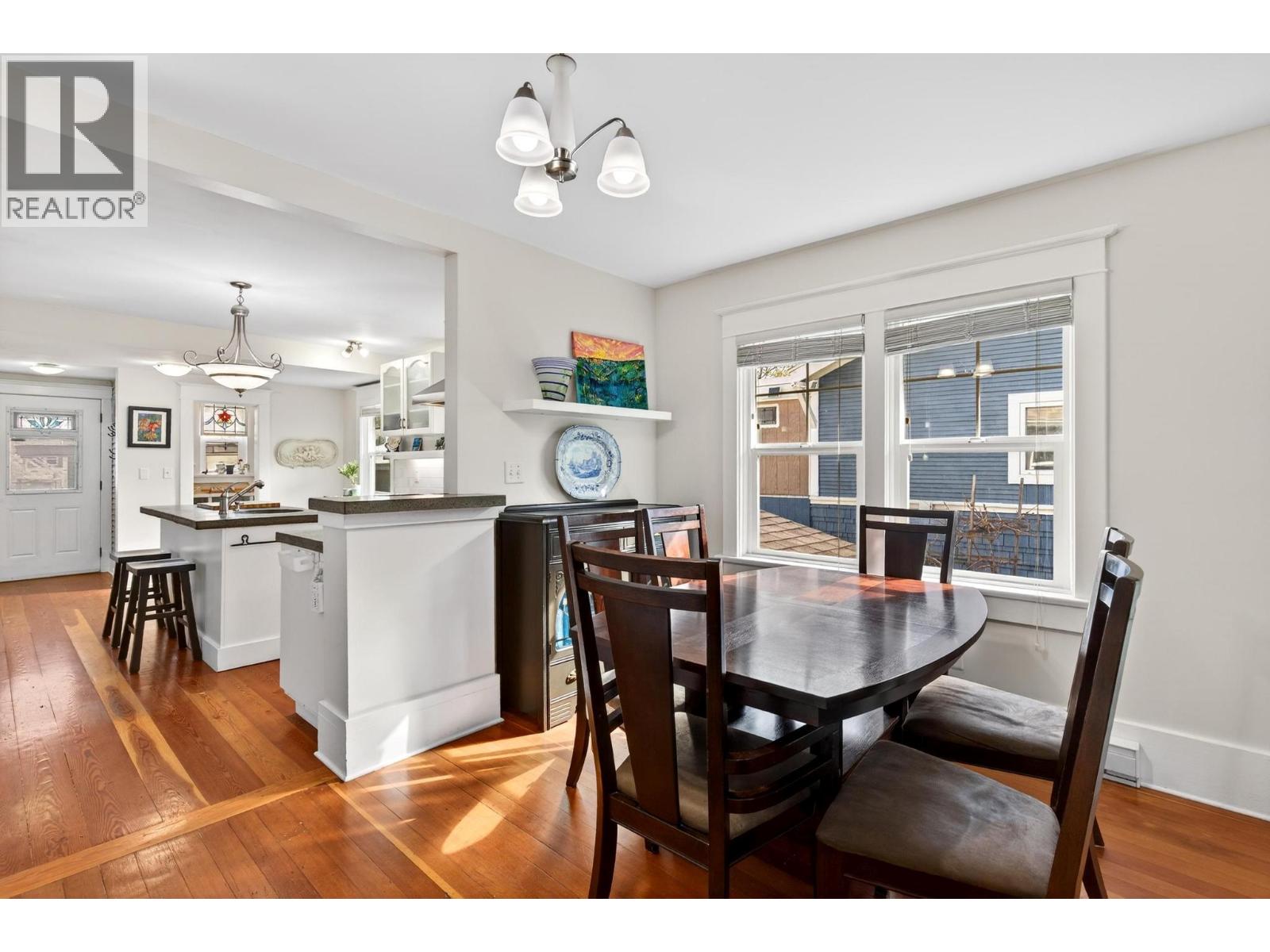 716 Lawson Avenue, Kelowna, British Columbia  V1Y 6S8 - Photo 5 - 10384014