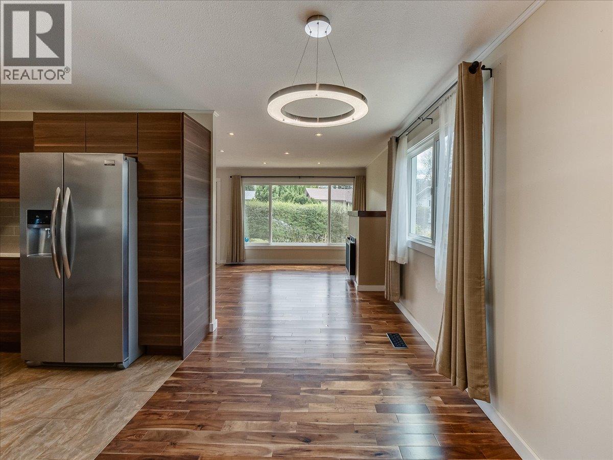 1181 Marianna Crescent, Trail, British Columbia  V1R 1C9 - Photo 8 - 10383932