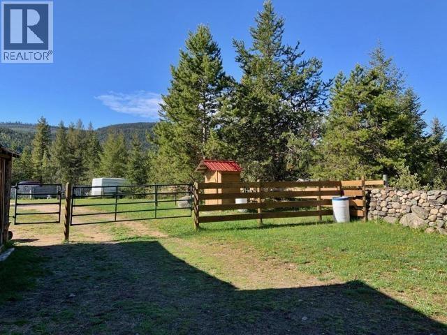 2916 Barriere Lakes Road, Barriere, British Columbia  V0E 1E0 - Photo 19 - 10384024