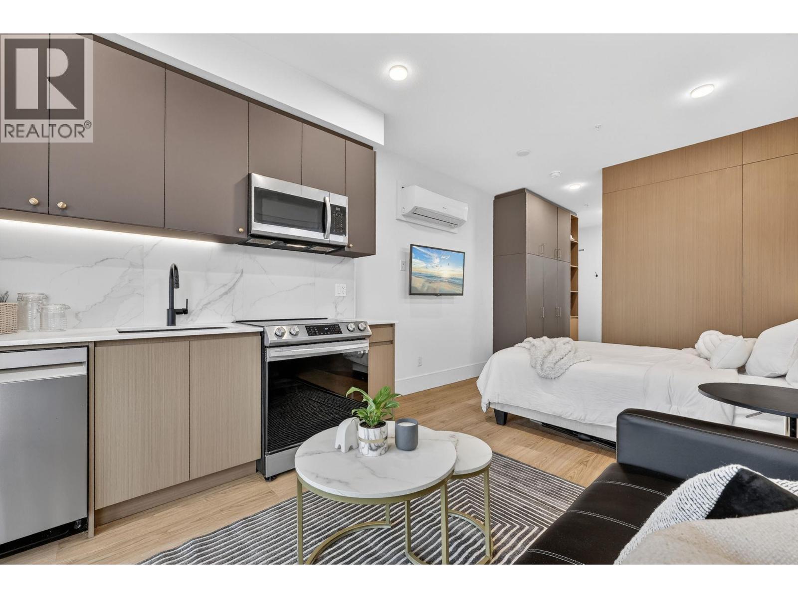 720 Klo Road Unit# 418, Kelowna, British Columbia  V1Y 4X5 - Photo 4 - 10384000