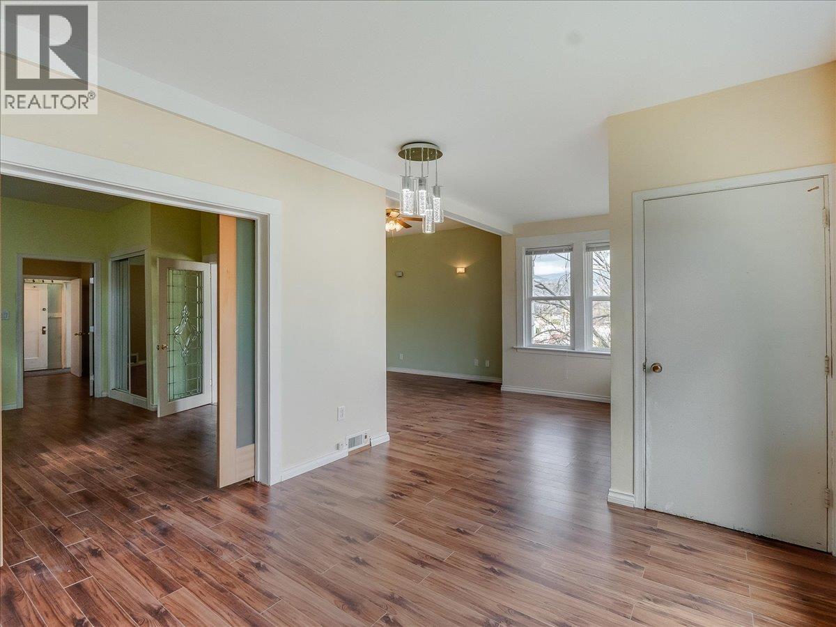 1472 Green Avenue Lane, Trail, British Columbia  V1R 4K2 - Photo 29 - 10383736