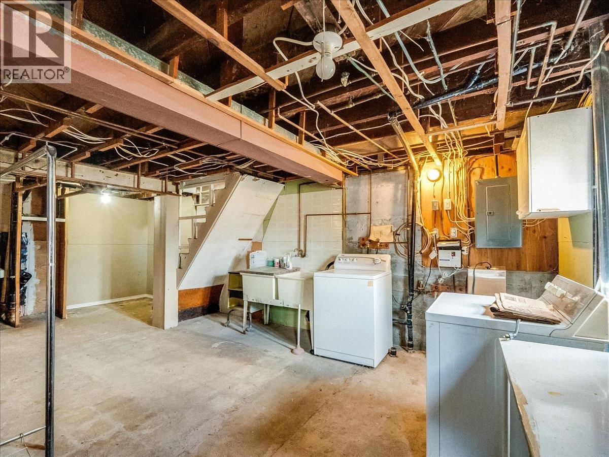 1472 Green Avenue Lane, Trail, British Columbia  V1R 4K2 - Photo 44 - 10383736