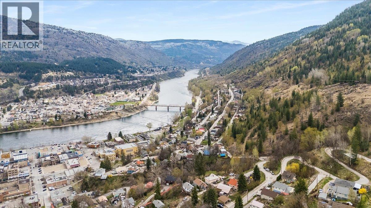 1472 Green Avenue Lane, Trail, British Columbia  V1R 4K2 - Photo 63 - 10383736